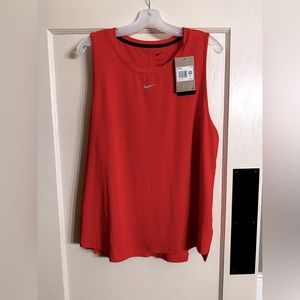 Women’s 1x Nike dri fit
